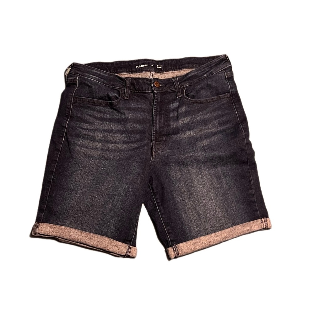Old Navy Women’s Size 12 Dark Wash Jean Shorts with Rolled Leg